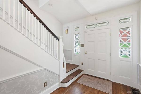 447 Kramer Road, Oakwood, OH 45419