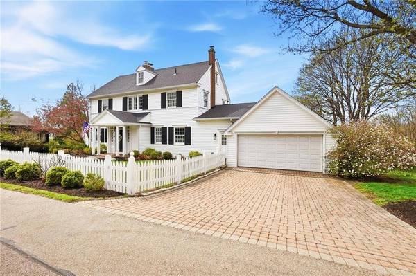 447 Kramer Road, Oakwood, OH 45419