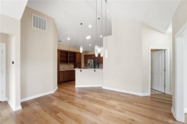 2419 Locust Hill Boulevard, Beavercreek, OH 45431