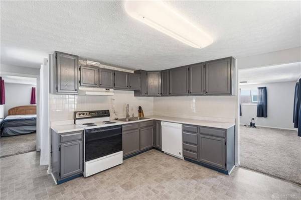 324 Oldham Way, Englewood, OH 45322
