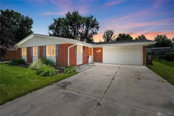 324 Oldham Way, Englewood, OH 45322