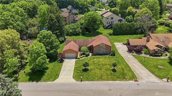 354 Shadywood Drive, Clayton, OH 45415