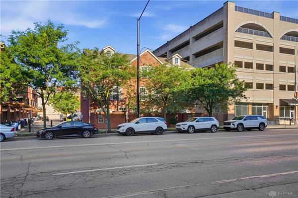 207 N Patterson Boulevard, Dayton, OH 45402