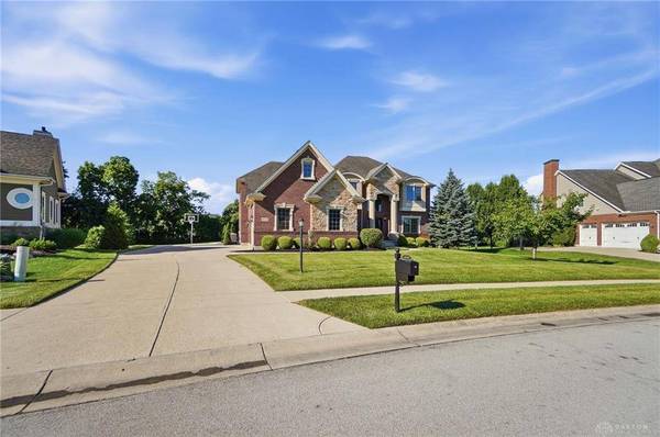 10540 Wallingsford Circle, Washington Twp, OH 45458