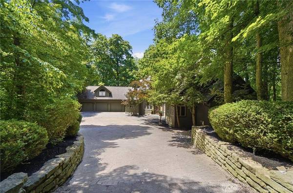 2892 River End Court, Spring Valley Twp, OH 45370