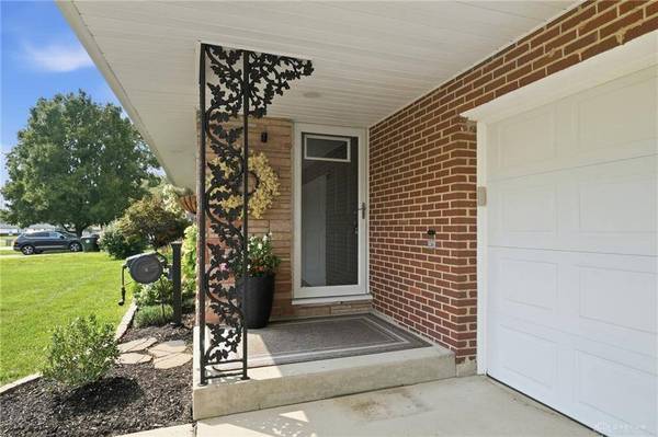 1068 Whitestone Road, Xenia, OH 45385