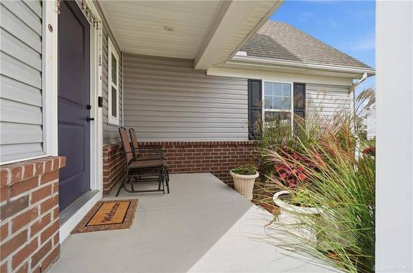 1015 Colonial Way, Huber Heights, OH 45424