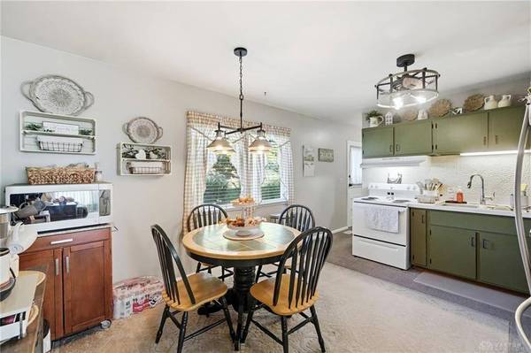 3991 Schenley Street, Enon Vlg, OH 45323