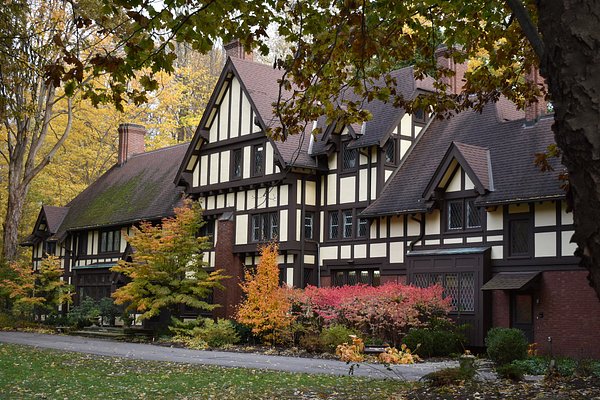 Turn of the century house- Wildwood Cultural Center