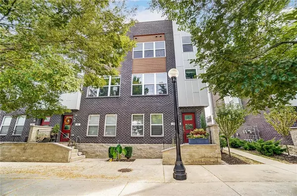 32 S Patterson Boulevard, Dayton, OH 45402