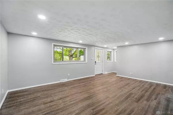 10187 Quaker Trace Road, Somerville, OH 45064