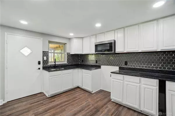 10187 Quaker Trace Road, Somerville, OH 45064