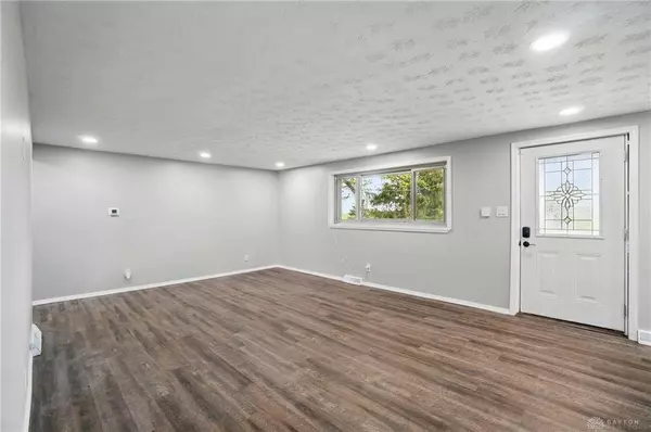 10187 Quaker Trace Road, Somerville, OH 45064