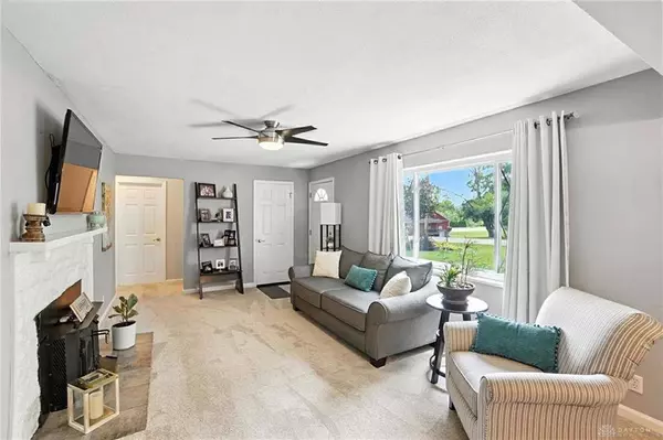 1608 Ken Klare Drive, Beavercreek, OH 45432