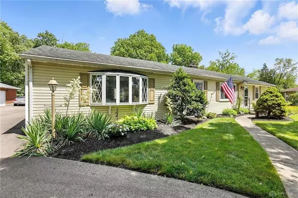 1608 Ken Klare Drive, Beavercreek, OH 45432