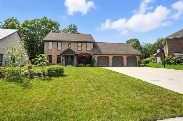 305 Pauly Drive, Englewood, OH 45315