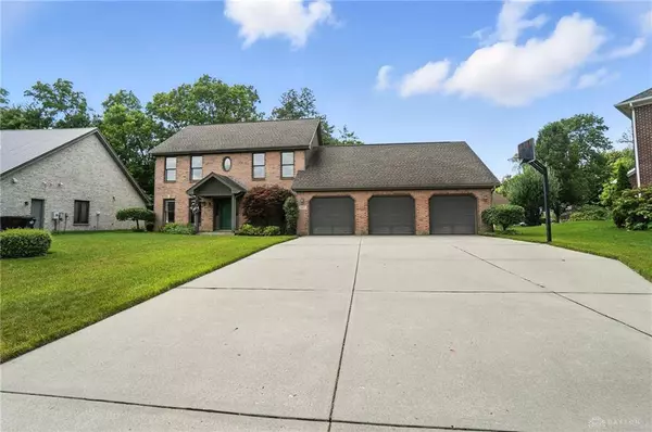 305 Pauly Drive, Englewood, OH 45315