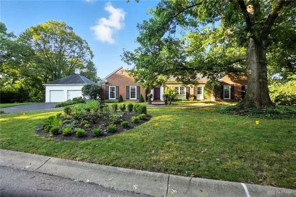 3993 Applewood Lane, Dayton, OH 45429