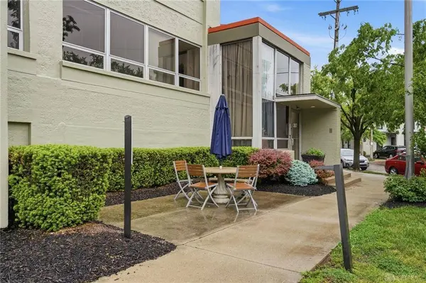 207 E. Sixth #203, Dayton, OH 45402