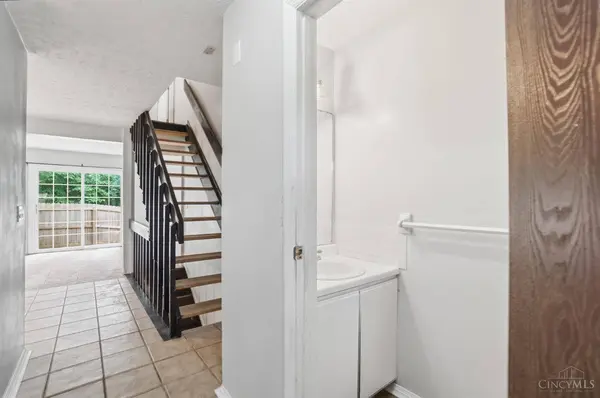 5657 Baines Holding, Miami Twp, OH 45150