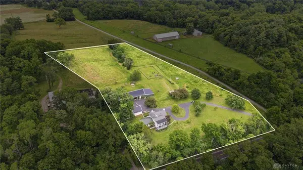 3098 State Route 725, Sugarcreek Township, OH 45370
