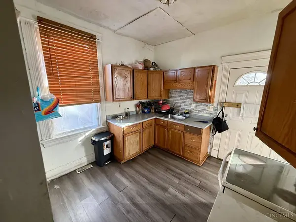 1242 Ross, Cincinnati, OH 45205