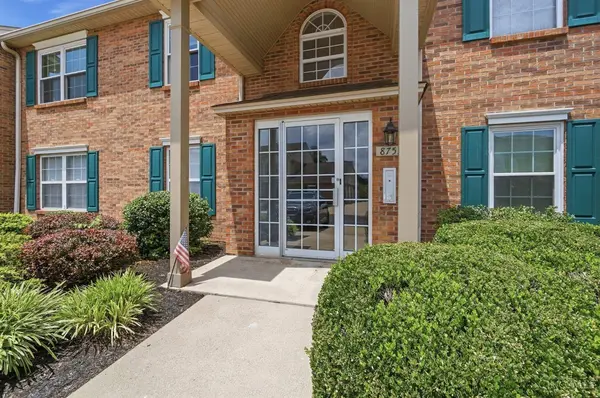 8753 Carrousel Park Cir #99, Colerain Twp, OH 45251