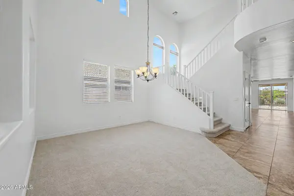 2061 E FLINTLOCK Drive, Gilbert, AZ 85298