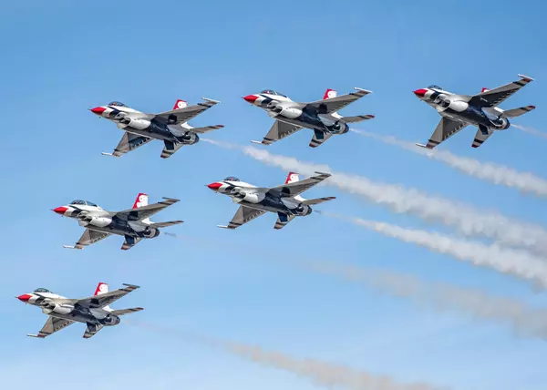 What's Up This Weekend? Get Ready for the Defenders of Liberty Air Show 2025!