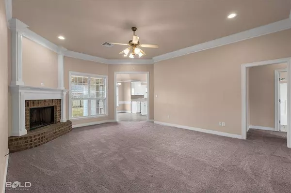 6012 Whitney Drive, Bossier City, LA 71111