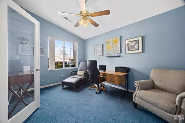 11709 Stellar Avenue, Bakersfield, CA 93312