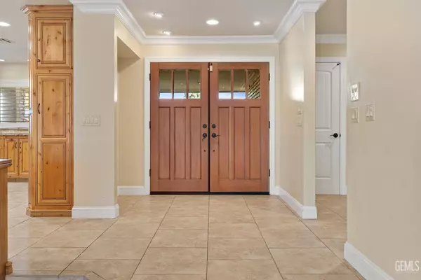 7554 Norris Road, Bakersfield, CA 93308