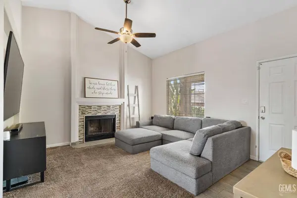 11805 Hannah Denise Avenue, Bakersfield, CA 93312