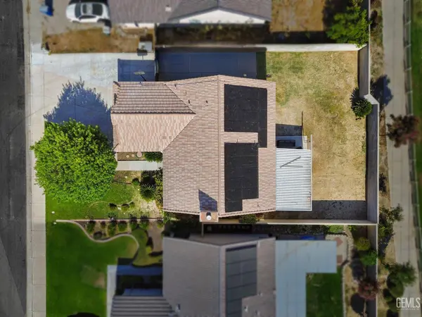 11805 Hannah Denise Avenue, Bakersfield, CA 93312