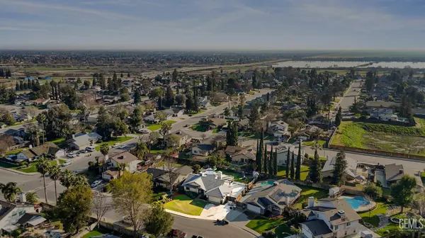 13209 Lynett Court, Bakersfield, CA 93314