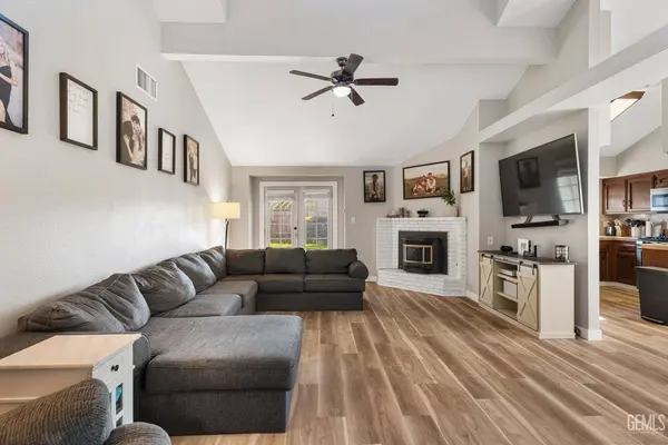 13209 Lynett Court, Bakersfield, CA 93314