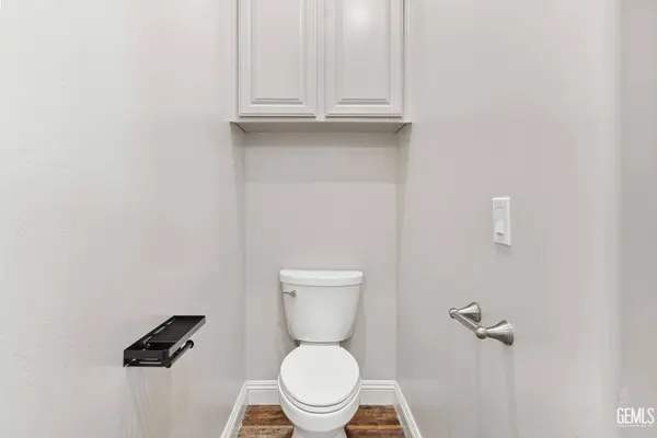 393 Famoso Hills Drive, Bakersfield, CA 93308