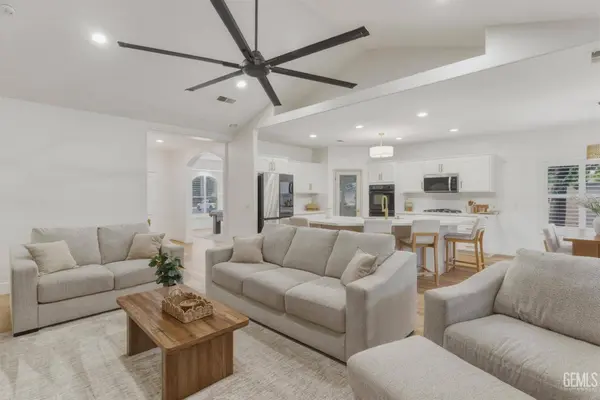 11412 Summit Point Court, Bakersfield, CA 93312