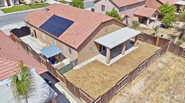 2415 Macau Street, Bakersfield, CA 93313