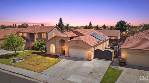 2415 Macau Street, Bakersfield, CA 93313