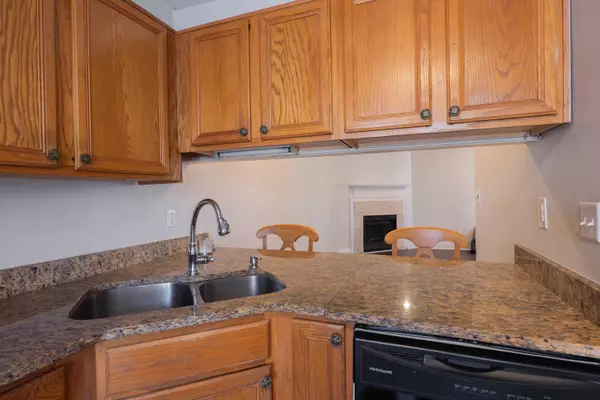 Marietta, GA 30066-4922,52 Barrington Pl