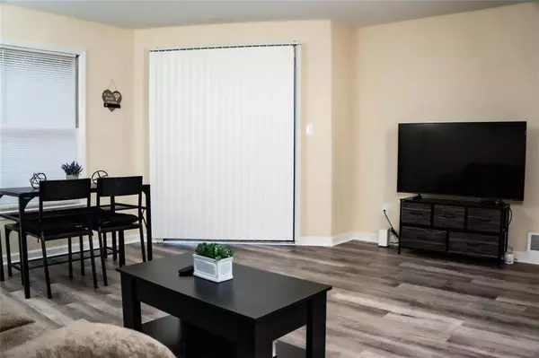 1600 OAKPOINTE DR SW #G, Marietta, GA 30008