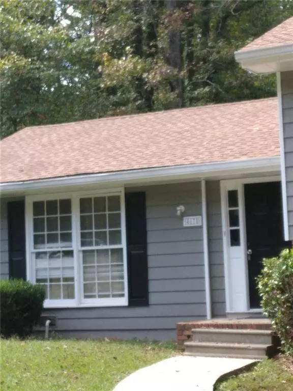 4678 N Springs LN NW, Kennesaw, GA 30144