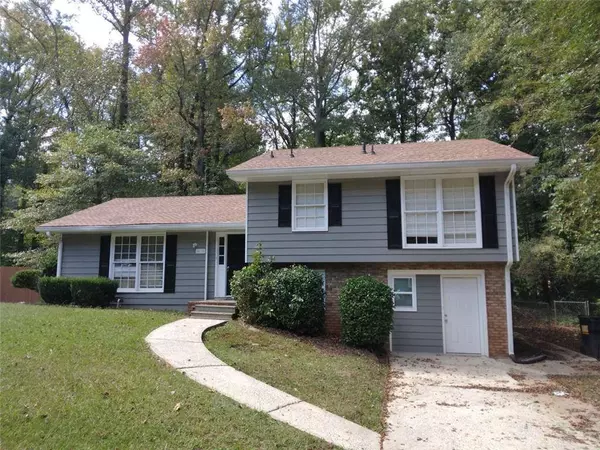 4678 N Springs LN NW, Kennesaw, GA 30144