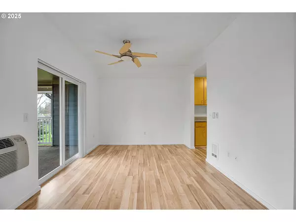 10800 SE 17TH CIR #H101, Vancouver, WA 98664