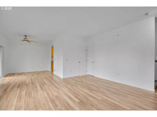 10800 SE 17TH CIR #H101, Vancouver, WA 98664