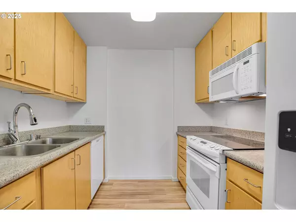 10800 SE 17TH CIR #H101, Vancouver, WA 98664