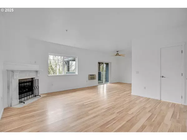 10800 SE 17TH CIR #H101, Vancouver, WA 98664