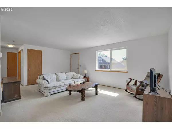 441 NW 15TH AVE, Camas, WA 98607