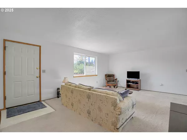 441 NW 15TH AVE, Camas, WA 98607